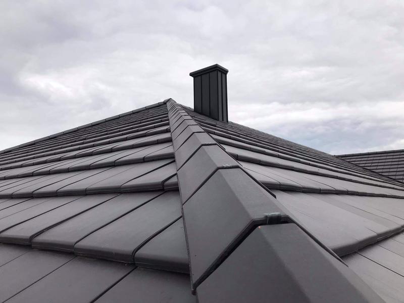 Inwestuj w przyszłość z Bogen Plano 11: nowoczesna dachówka ceramiczna idealna dla Twojego domu