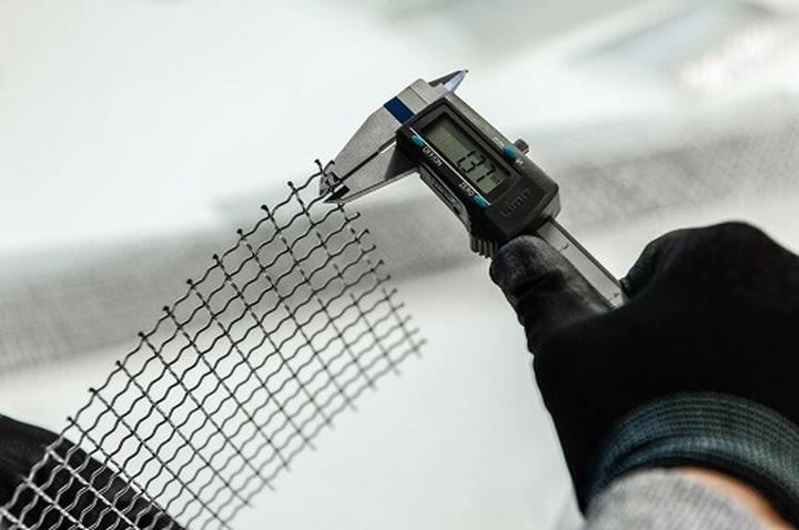 Narzędzia i techniki pomiarowe do obliczeń stropu