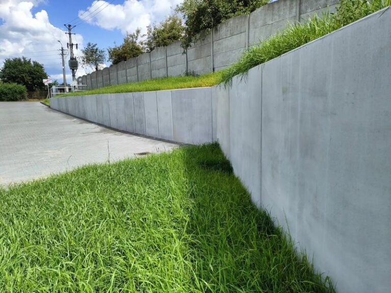 Prefabrykowane mury oporowe: praktyczne zastosowanie i bezproblemowy montaż