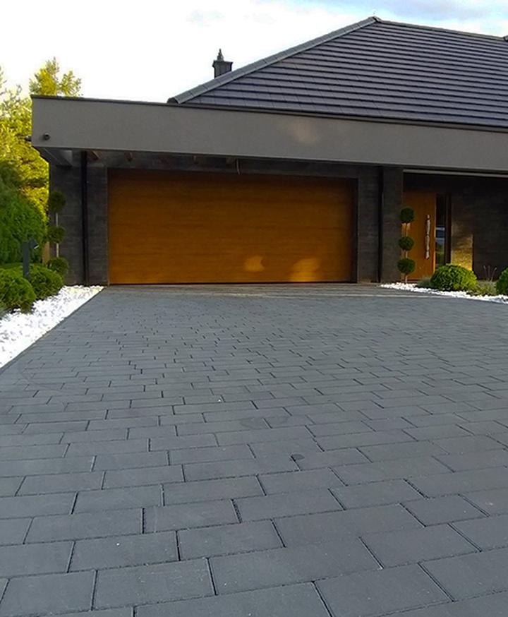 Czyszczenie kostki brukowej